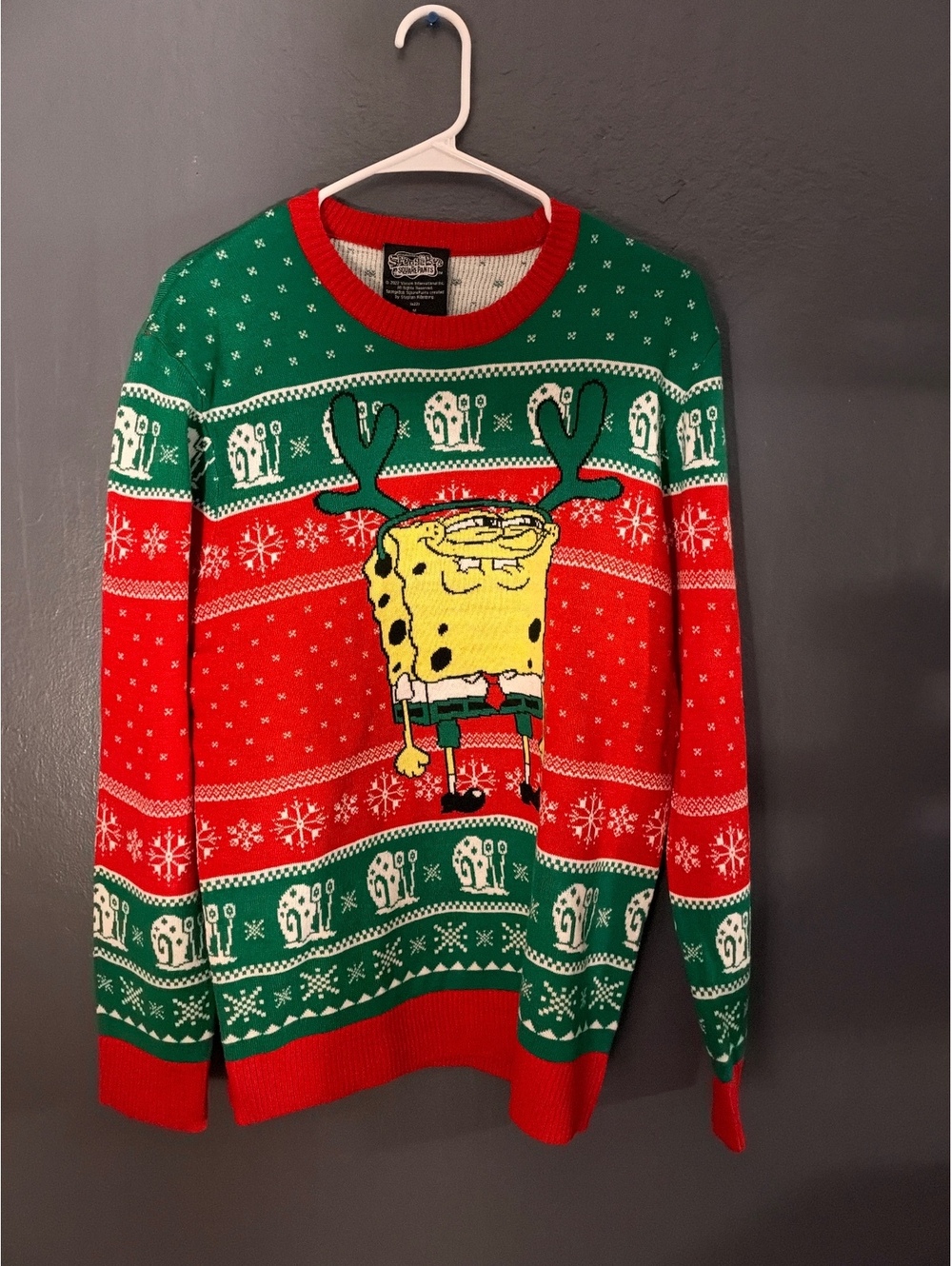 Nickelodeon SpongeBob SquarePants Festive Christmas Sweater Medium